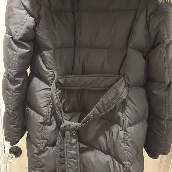 J. Crew Women's Black Puffer Coat with Fur Trim - Picture 7 of 7